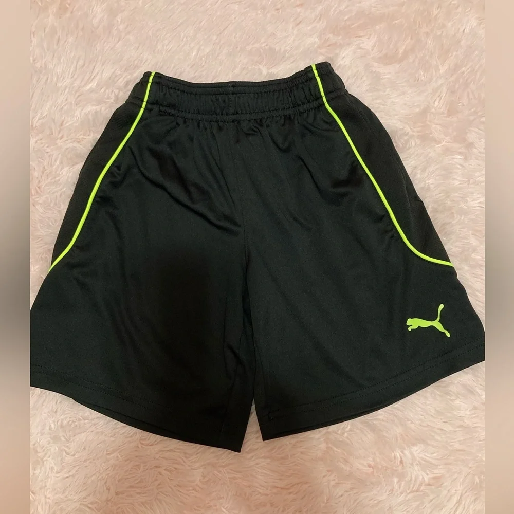 Puma boys size 5 athletic shorts